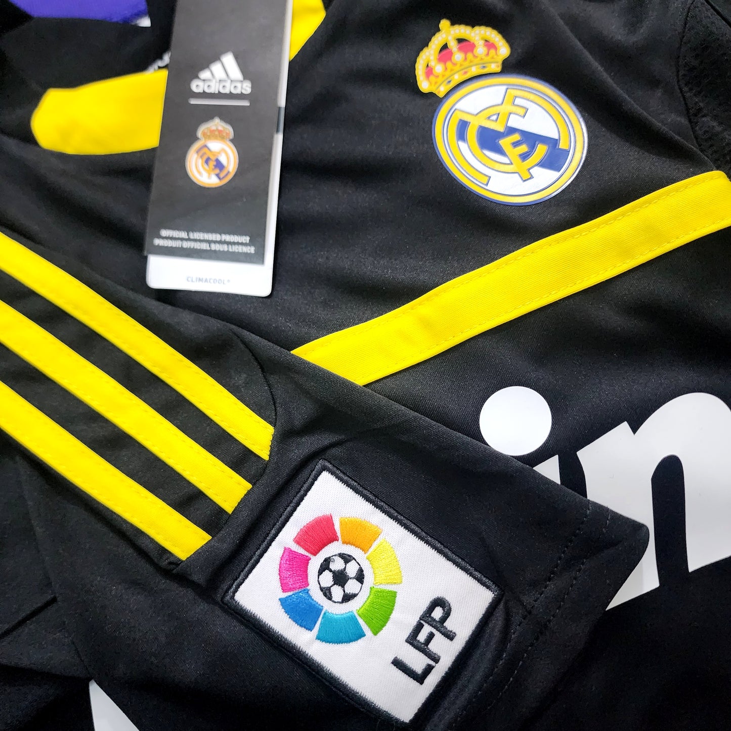 Casillas 2011/12 GK Real Madrid Away Jersey