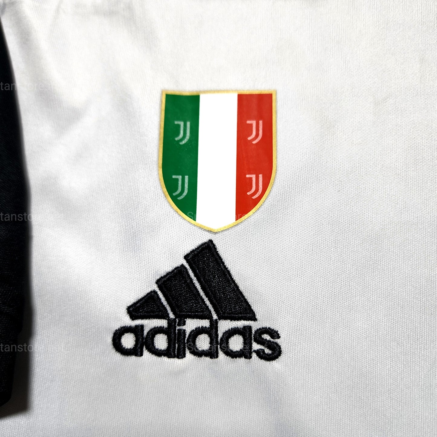 Ronaldo 2019/20 Juventus Home Arabic Version Kit