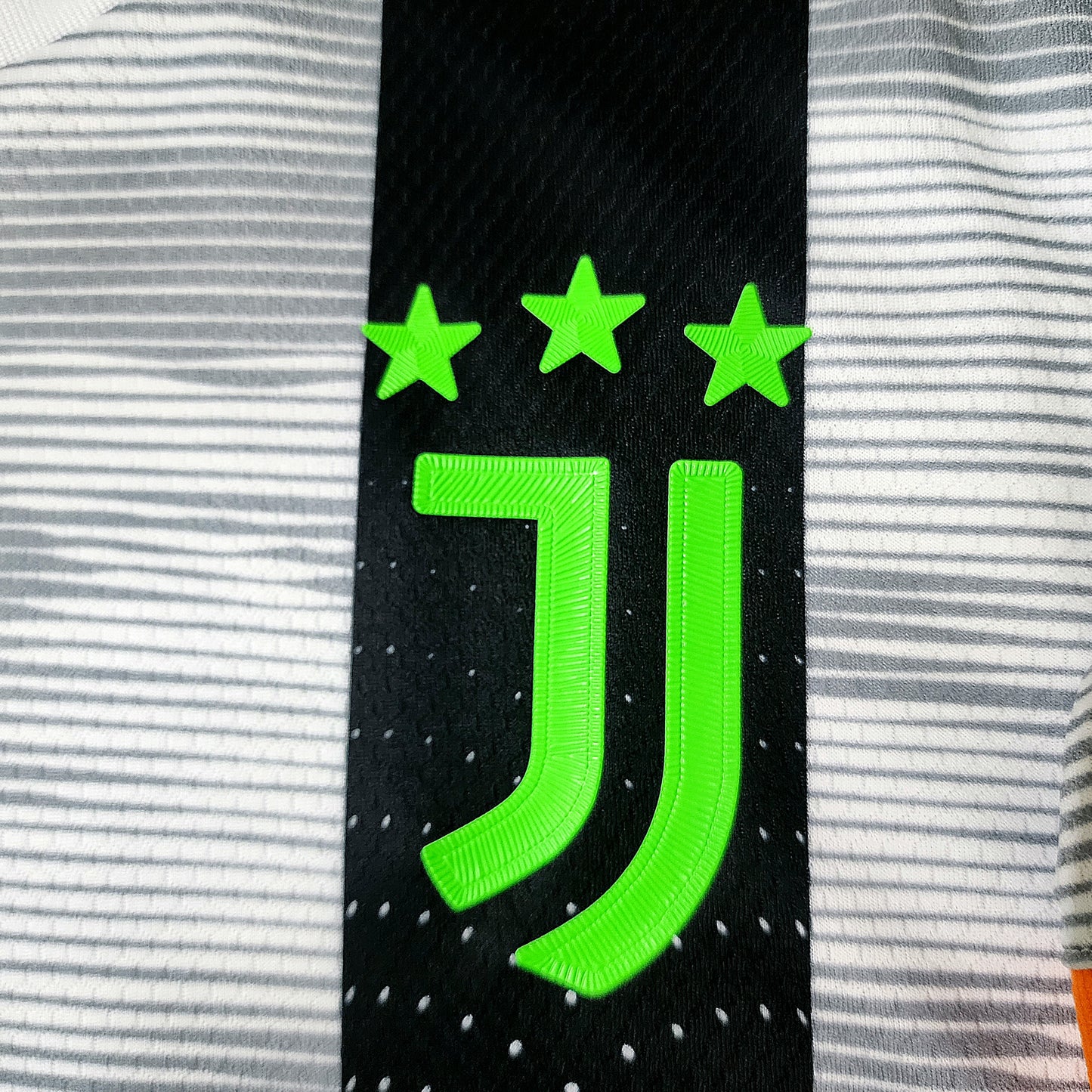 Ronaldo 2019/20 Juventus Fourth Kit